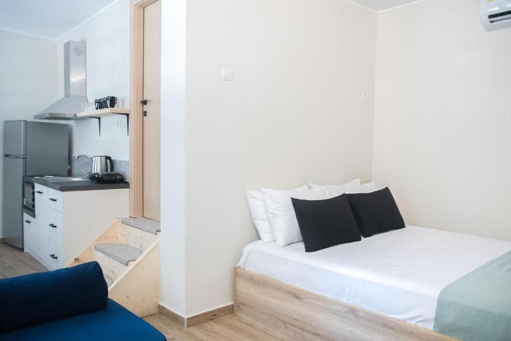 Апартаменти Agiopetra Lofts Кавала Екстер'єр фото